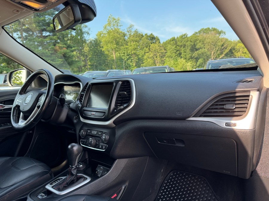 2015 Jeep Cherokee 4WD 4dr Trailhawk, available for sale in Ortonville, Michigan | Marsh Auto Sales LLC. Ortonville, Michigan 2015 Jeep Cherokee 4WD 4dr Trailhawk, available for sale in Ortonville, Michigan | Marsh Auto Sales LLC. Ortonville, Michigan