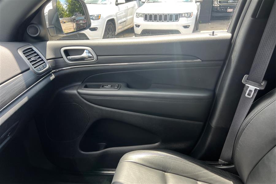 2022 Jeep Grand Cherokee WK Limited 4x4, available for sale in Lindenhurst, New York | Power Motor Group. Lindenhurst, New York 2022 Jeep Grand Cherokee WK Limited 4x4, available for sale in Lindenhurst, New York | Power Motor Group. Lindenhurst, New York