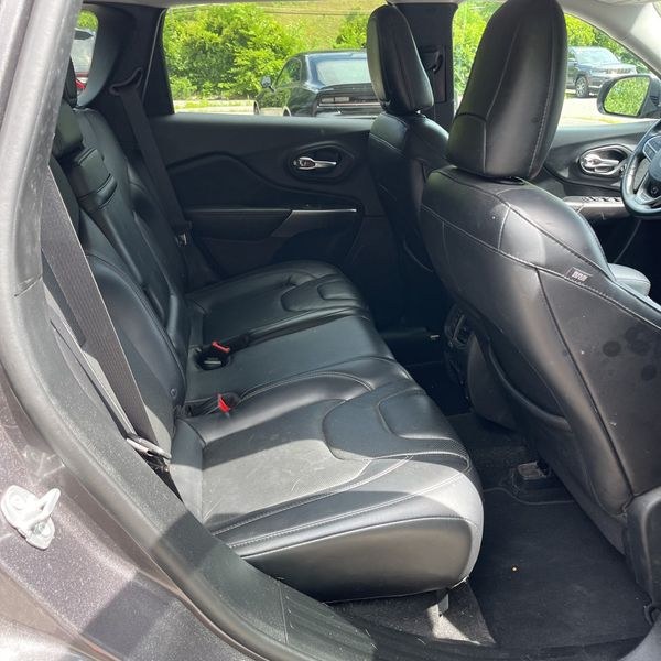 2019 Jeep Cherokee Limited 4x4, available for sale in Lindenhurst, New York | Power Motor Group. Lindenhurst, New York 2019 Jeep Cherokee Limited 4x4, available for sale in Lindenhurst, New York | Power Motor Group. Lindenhurst, New York