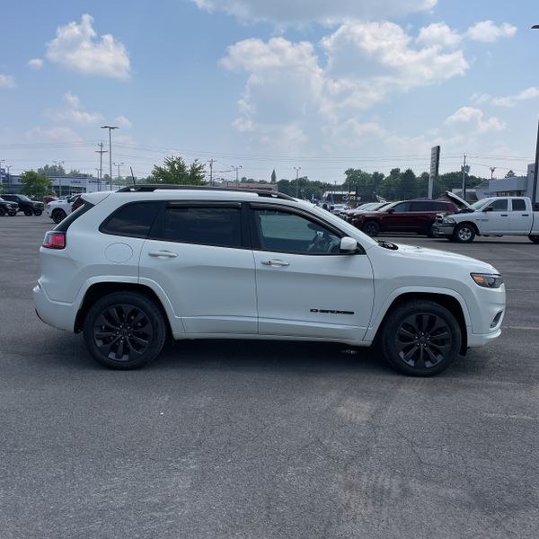 2019 Jeep Cherokee High Altitude 4x4, available for sale in Lindenhurst, New York | Power Motor Group. Lindenhurst, New York 2019 Jeep Cherokee High Altitude 4x4, available for sale in Lindenhurst, New York | Power Motor Group. Lindenhurst, New York