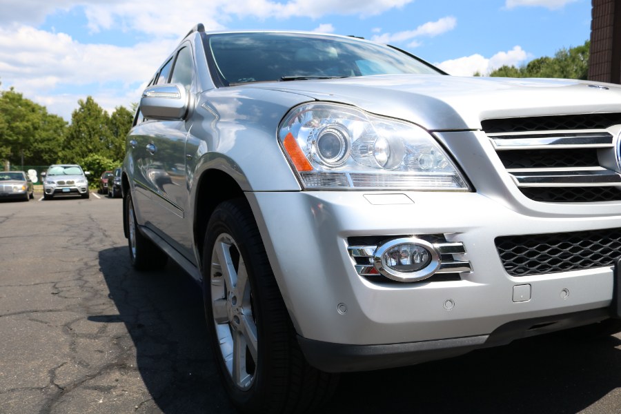 2009 Mercedes-Benz GL-Class 4MATIC 4dr 3.0L BlueTEC, available for sale in Bristol, Connecticut | Dealmax Motors LLC. Bristol, Connecticut 2009 Mercedes-Benz GL-Class 4MATIC 4dr 3.0L BlueTEC, available for sale in Bristol, Connecticut | Dealmax Motors LLC. Bristol, Connecticut