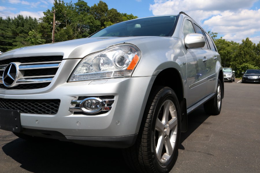 2009 Mercedes-Benz GL-Class 4MATIC 4dr 3.0L BlueTEC, available for sale in Bristol, Connecticut | Dealmax Motors LLC. Bristol, Connecticut 2009 Mercedes-Benz GL-Class 4MATIC 4dr 3.0L BlueTEC, available for sale in Bristol, Connecticut | Dealmax Motors LLC. Bristol, Connecticut