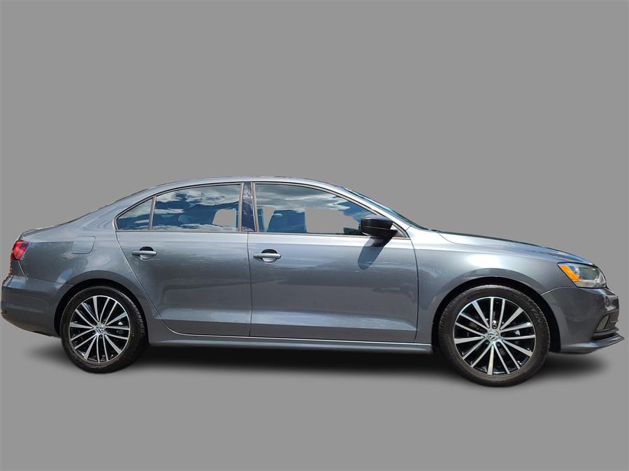 2015 Volkswagen Jetta Sedan 4dr Auto 1.8T Sport PZEV, available for sale in Canton, Connecticut | Lava Motors. Canton, Connecticut 2015 Volkswagen Jetta Sedan 4dr Auto 1.8T Sport PZEV, available for sale in Canton, Connecticut | Lava Motors. Canton, Connecticut