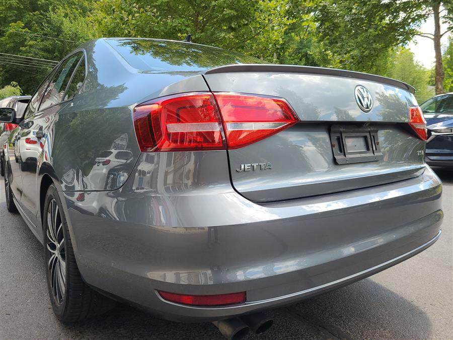 2015 Volkswagen Jetta Sedan 4dr Auto 1.8T Sport PZEV, available for sale in Canton, Connecticut | Lava Motors. Canton, Connecticut 2015 Volkswagen Jetta Sedan 4dr Auto 1.8T Sport PZEV, available for sale in Canton, Connecticut | Lava Motors. Canton, Connecticut