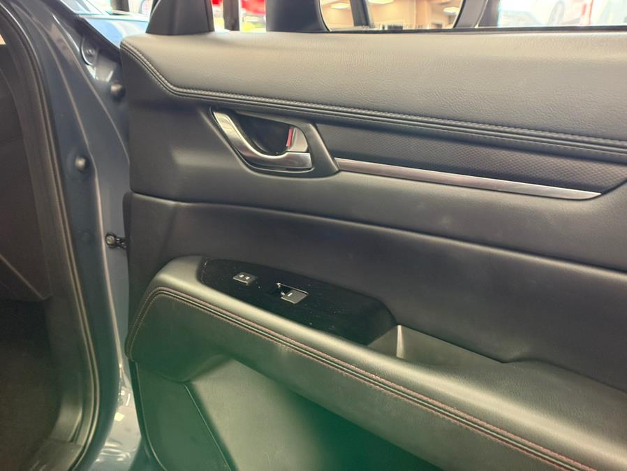 2022 Mazda CX-5 2.5 S Carbon Edition AWD, available for sale in Massapequa Park, New York | Power Motors East. Massapequa Park, New York 2022 Mazda CX-5 2.5 S Carbon Edition AWD, available for sale in Massapequa Park, New York | Power Motors East. Massapequa Park, New York
