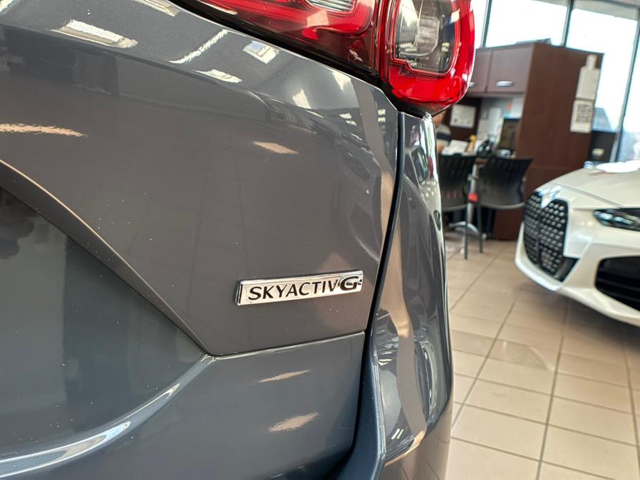 2022 Mazda CX-5 2.5 S Carbon Edition AWD, available for sale in Massapequa Park, New York | Power Motors East. Massapequa Park, New York 2022 Mazda CX-5 2.5 S Carbon Edition AWD, available for sale in Massapequa Park, New York | Power Motors East. Massapequa Park, New York