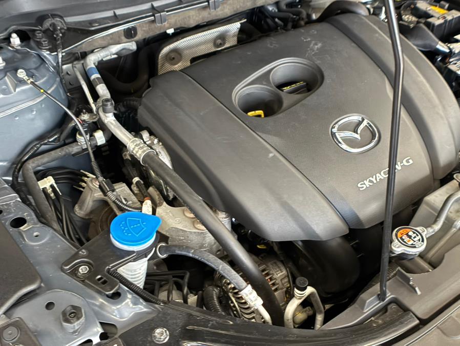2022 Mazda CX-5 2.5 S Carbon Edition AWD, available for sale in Massapequa Park, New York | Power Motors East. Massapequa Park, New York 2022 Mazda CX-5 2.5 S Carbon Edition AWD, available for sale in Massapequa Park, New York | Power Motors East. Massapequa Park, New York