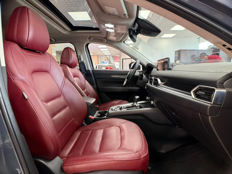 2022 Mazda CX-5 2.5 S Carbon Edition AWD, available for sale in Massapequa Park, New York | Power Motors East. Massapequa Park, New York 2022 Mazda CX-5 2.5 S Carbon Edition AWD, available for sale in Massapequa Park, New York | Power Motors East. Massapequa Park, New York