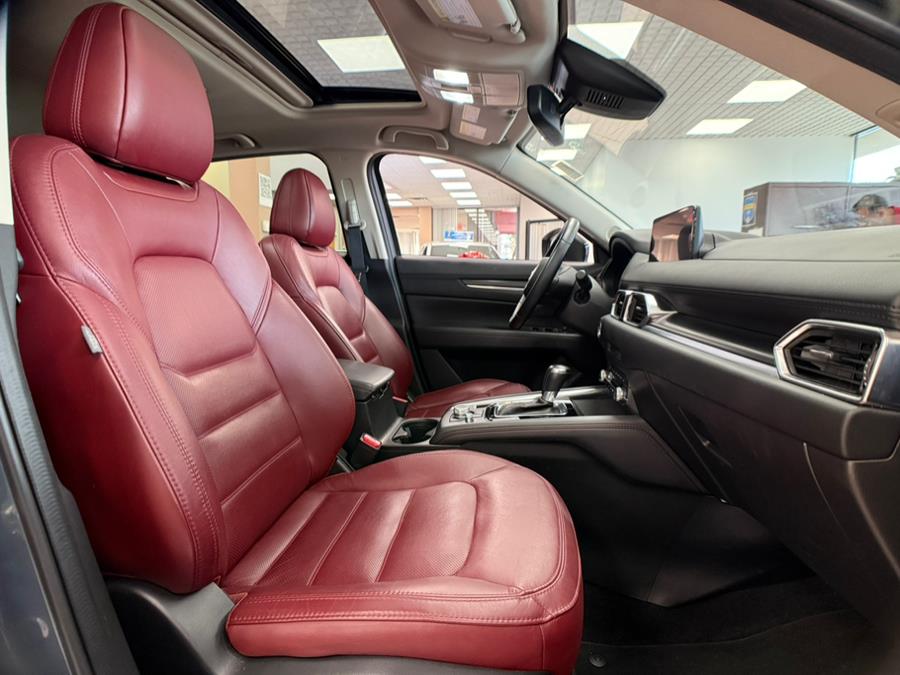 2022 Mazda CX-5 2.5 S Carbon Edition AWD, available for sale in Massapequa Park, New York | Power Motors East. Massapequa Park, New York 2022 Mazda CX-5 2.5 S Carbon Edition AWD, available for sale in Massapequa Park, New York | Power Motors East. Massapequa Park, New York