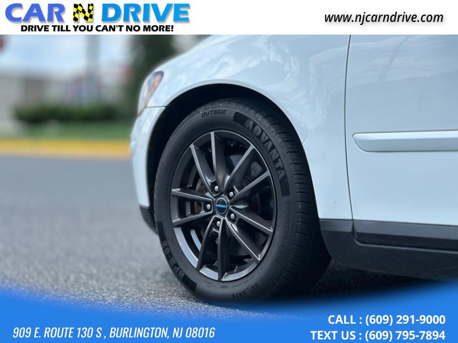 2005 Volvo S40 2.4i, available for sale in Burlington, New Jersey | Car N Drive. Burlington, New Jersey 2005 Volvo S40 2.4i, available for sale in Burlington, New Jersey | Car N Drive. Burlington, New Jersey