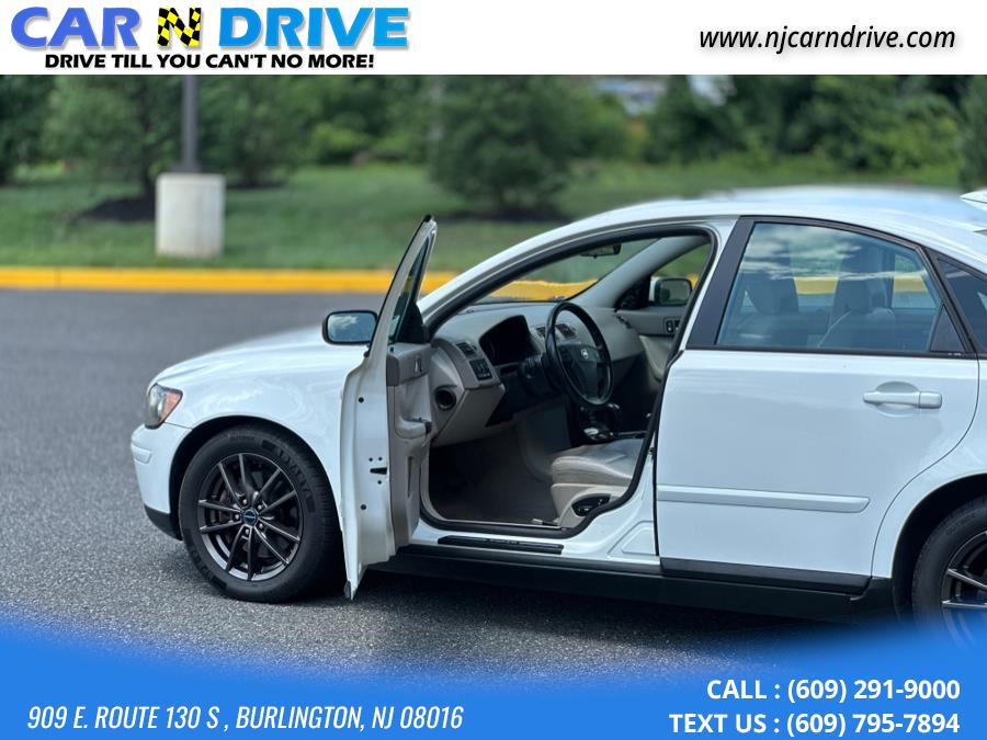 2005 Volvo S40 2.4i, available for sale in Burlington, New Jersey | Car N Drive. Burlington, New Jersey 2005 Volvo S40 2.4i, available for sale in Burlington, New Jersey | Car N Drive. Burlington, New Jersey