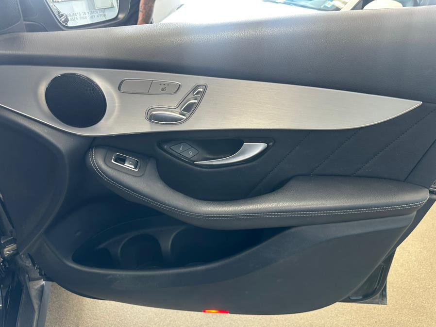 2022 Mercedes-Benz GLC GLC 300 SUV, available for sale in Inwood, New York | 5 Towns Drive. Inwood, New York 2022 Mercedes-Benz GLC GLC 300 SUV, available for sale in Inwood, New York | 5 Towns Drive. Inwood, New York