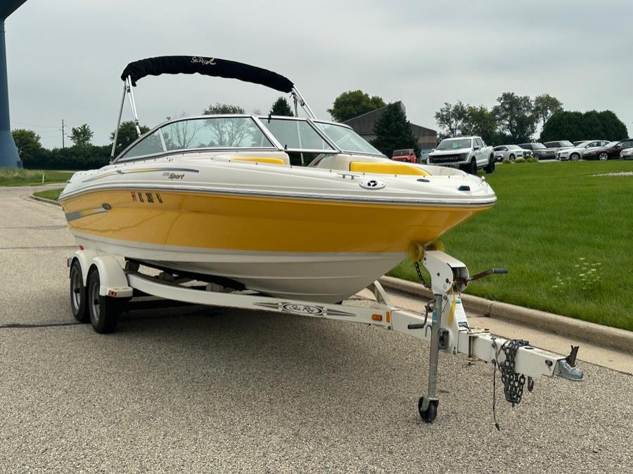 Used 2006 Sea Ray 205 in Darien, Wisconsin | Geneva Motor Cars. Darien, Wisconsin