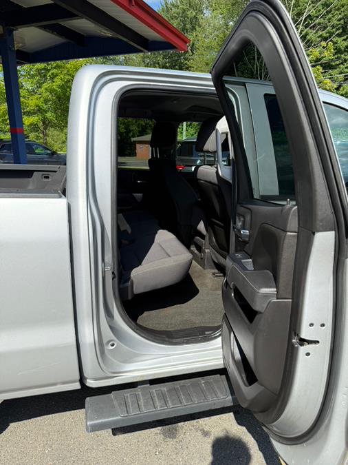 2015 Chevrolet Silverado 1500 4WD Double Cab 143.5" LT w/2LT, available for sale in Windsor Locks, Connecticut | JANNA MOTORS LLC. Windsor Locks, Connecticut 2015 Chevrolet Silverado 1500 4WD Double Cab 143.5" LT w/2LT, available for sale in Windsor Locks, Connecticut | JANNA MOTORS LLC. Windsor Locks, Connecticut