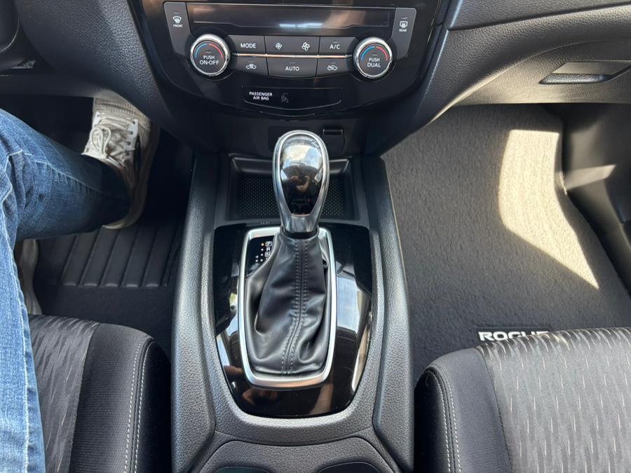 2018 Nissan Rogue AWD SV, available for sale in New haven, Connecticut | Wilson Maturo Motors. New haven, Connecticut 2018 Nissan Rogue AWD SV, available for sale in New haven, Connecticut | Wilson Maturo Motors. New haven, Connecticut