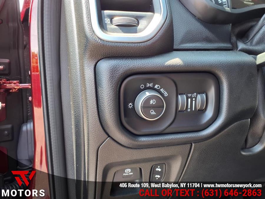 2019 Ram 1500 Big Horn 4x4 Crew Cab 5''7" Box, available for sale in West Babylon, New York | TW Motors. West Babylon, New York 2019 Ram 1500 Big Horn 4x4 Crew Cab 5''7" Box, available for sale in West Babylon, New York | TW Motors. West Babylon, New York