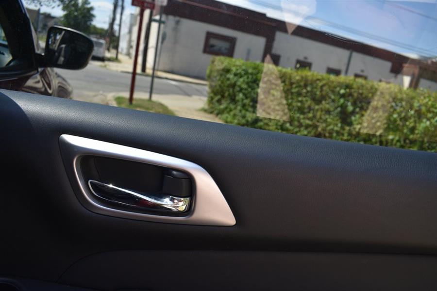 2020 Nissan Pathfinder SV, available for sale in Hempstead, New York | Certified Automotive Group. Hempstead, New York 2020 Nissan Pathfinder SV, available for sale in Hempstead, New York | Certified Automotive Group. Hempstead, New York