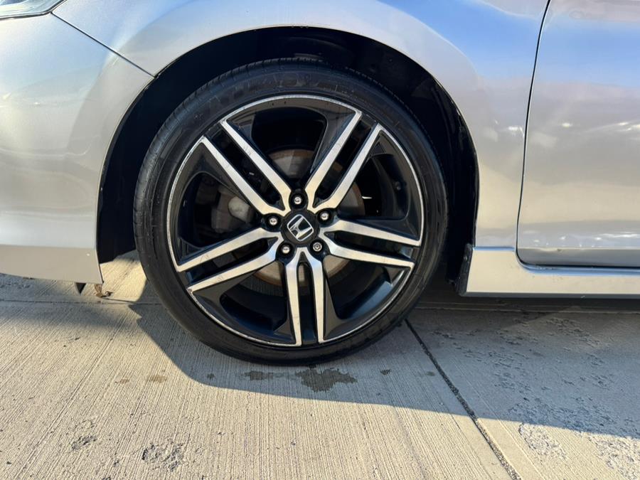 2017 Honda Accord Sedan Sport SE CVT, available for sale in Jamaica, New York | Sunrise Autoland. Jamaica, New York 2017 Honda Accord Sedan Sport SE CVT, available for sale in Jamaica, New York | Sunrise Autoland. Jamaica, New York