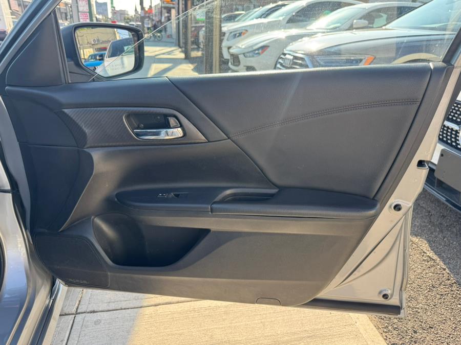 2017 Honda Accord Sedan Sport SE CVT, available for sale in Jamaica, New York | Sunrise Autoland. Jamaica, New York 2017 Honda Accord Sedan Sport SE CVT, available for sale in Jamaica, New York | Sunrise Autoland. Jamaica, New York