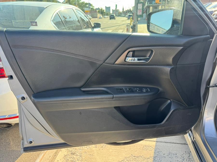 2017 Honda Accord Sedan Sport SE CVT, available for sale in Jamaica, New York | Sunrise Autoland. Jamaica, New York 2017 Honda Accord Sedan Sport SE CVT, available for sale in Jamaica, New York | Sunrise Autoland. Jamaica, New York