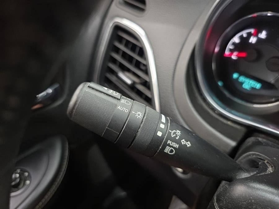 2014 Chrysler 200 4dr Sdn Limited, available for sale in West Haven, Connecticut | Auto Fair Inc.. West Haven, Connecticut 2014 Chrysler 200 4dr Sdn Limited, available for sale in West Haven, Connecticut | Auto Fair Inc.. West Haven, Connecticut