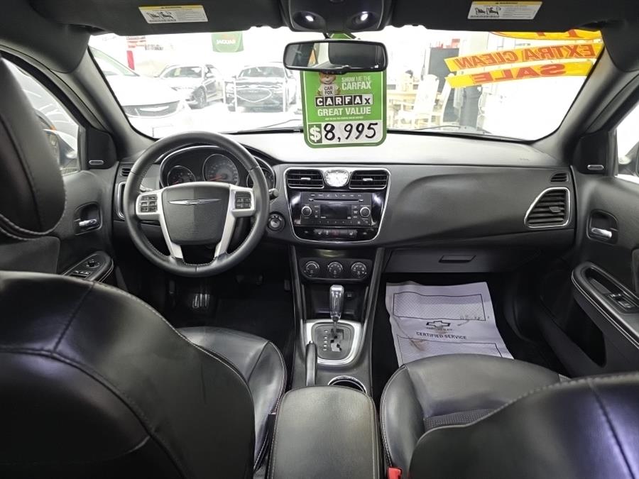 2014 Chrysler 200 4dr Sdn Limited, available for sale in West Haven, Connecticut | Auto Fair Inc.. West Haven, Connecticut 2014 Chrysler 200 4dr Sdn Limited, available for sale in West Haven, Connecticut | Auto Fair Inc.. West Haven, Connecticut