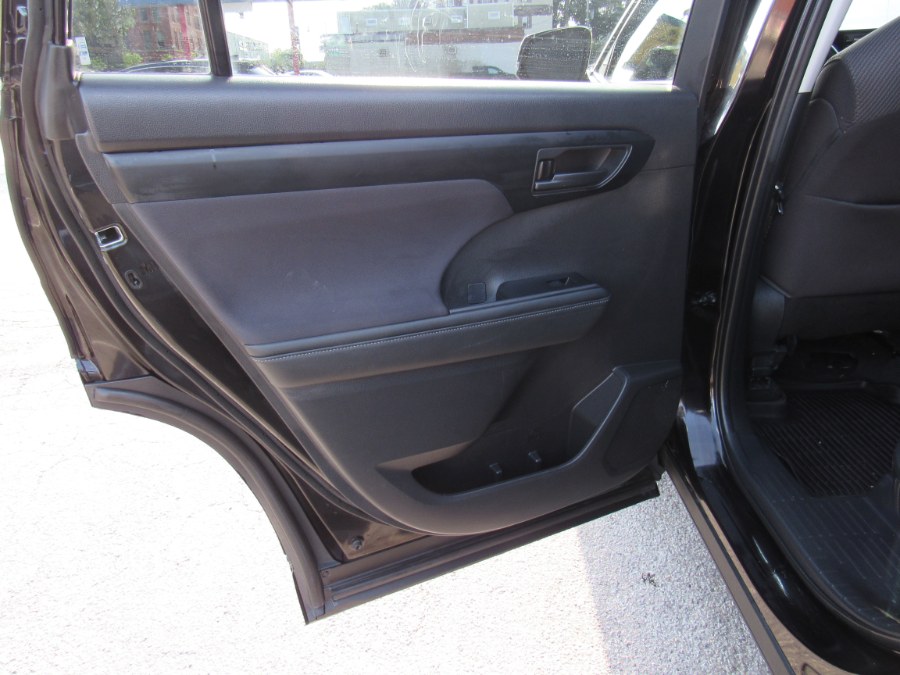2021 Toyota Highlander LE, available for sale in Worcester, Massachusetts | Hilario's Auto Sales Inc.. Worcester, Massachusetts 2021 Toyota Highlander LE, available for sale in Worcester, Massachusetts | Hilario's Auto Sales Inc.. Worcester, Massachusetts