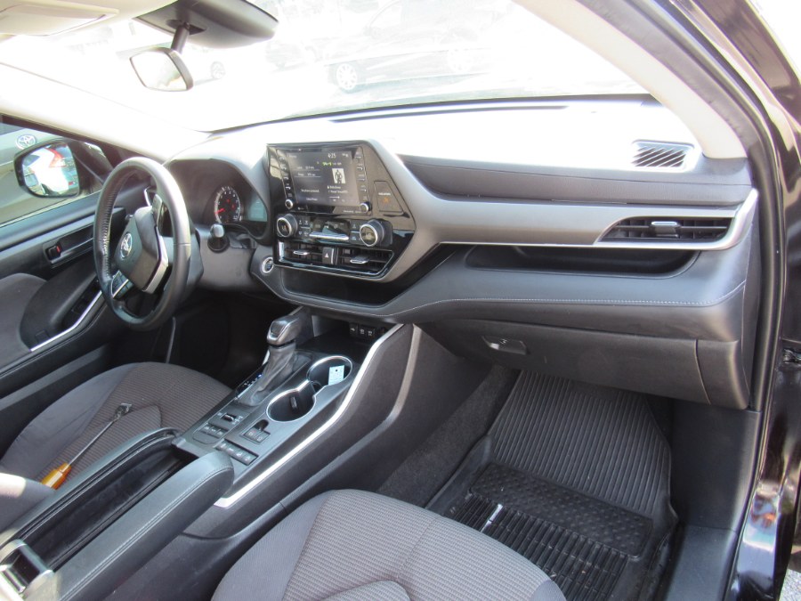 2021 Toyota Highlander LE, available for sale in Worcester, Massachusetts | Hilario's Auto Sales Inc.. Worcester, Massachusetts 2021 Toyota Highlander LE, available for sale in Worcester, Massachusetts | Hilario's Auto Sales Inc.. Worcester, Massachusetts