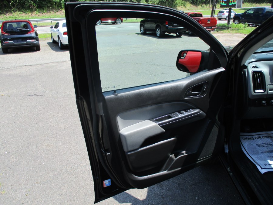 2018 Chevrolet Colorado 4WD Crew Cab 140.5" Work Truck, available for sale in Meriden, Connecticut | Cos Central Auto. Meriden, Connecticut 2018 Chevrolet Colorado 4WD Crew Cab 140.5" Work Truck, available for sale in Meriden, Connecticut | Cos Central Auto. Meriden, Connecticut