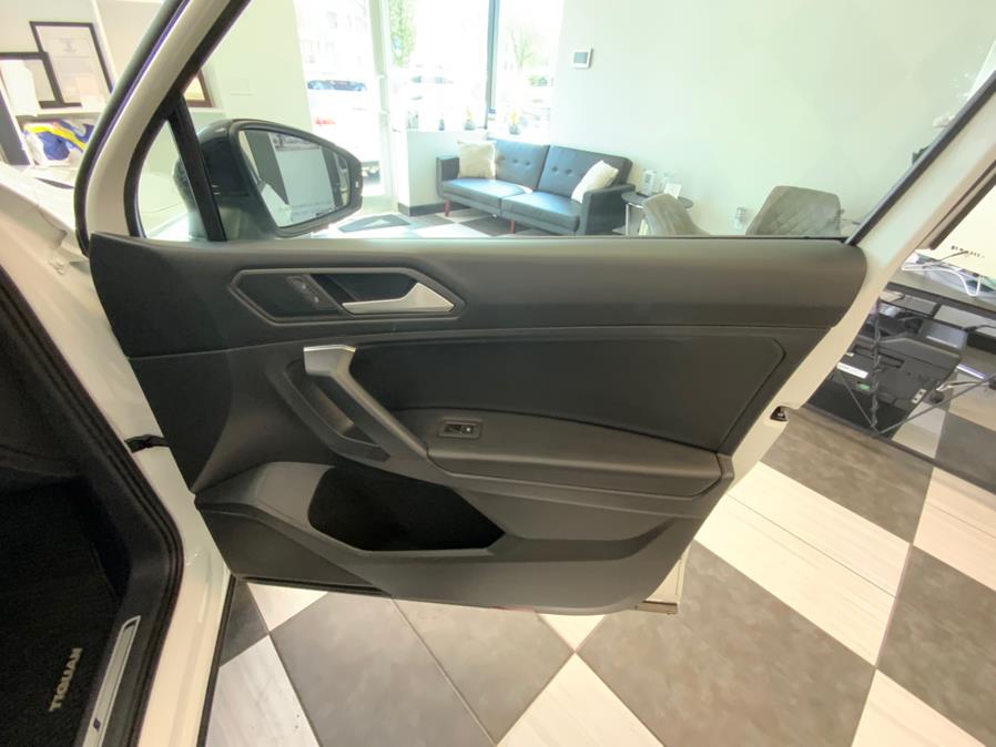 2021 Volkswagen Tiguan 2.0T SE R-Line Black 4MOTION, available for sale in Hartford, Connecticut | Franklin Motors Auto Sales LLC. Hartford, Connecticut 2021 Volkswagen Tiguan 2.0T SE R-Line Black 4MOTION, available for sale in Hartford, Connecticut | Franklin Motors Auto Sales LLC. Hartford, Connecticut