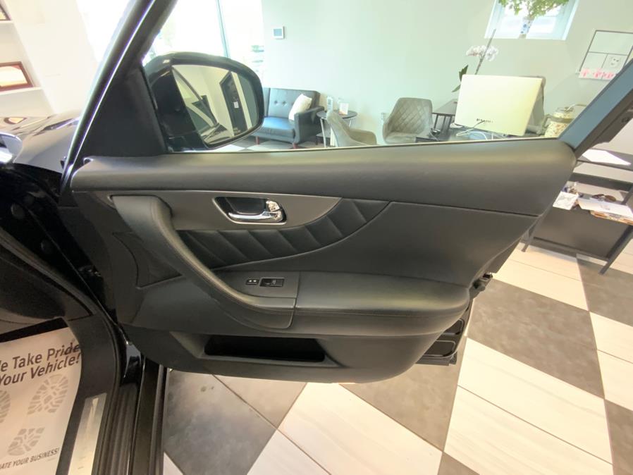 2016 INFINITI QX70 AWD 4dr, available for sale in Hartford, Connecticut | Franklin Motors Auto Sales LLC. Hartford, Connecticut 2016 INFINITI QX70 AWD 4dr, available for sale in Hartford, Connecticut | Franklin Motors Auto Sales LLC. Hartford, Connecticut