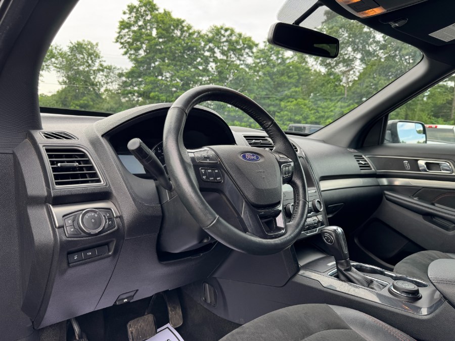 2018 Ford Explorer XLT 4WD, available for sale in Ortonville, Michigan | Marsh Auto Sales LLC. Ortonville, Michigan 2018 Ford Explorer XLT 4WD, available for sale in Ortonville, Michigan | Marsh Auto Sales LLC. Ortonville, Michigan