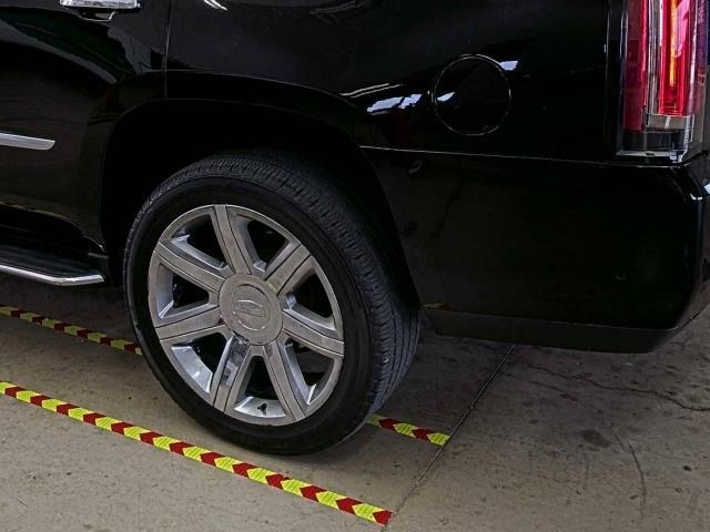 2020 Cadillac Escalade 2WD 4dr Luxury, available for sale in Franklin Square, New York | Luxury Motor Club. Franklin Square, New York 2020 Cadillac Escalade 2WD 4dr Luxury, available for sale in Franklin Square, New York | Luxury Motor Club. Franklin Square, New York