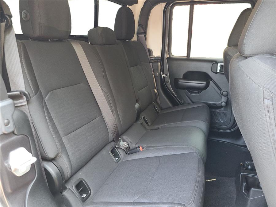 2020 Jeep Gladiator Sport S 4x4, available for sale in Canton, Connecticut | Lava Motors. Canton, Connecticut 2020 Jeep Gladiator Sport S 4x4, available for sale in Canton, Connecticut | Lava Motors. Canton, Connecticut