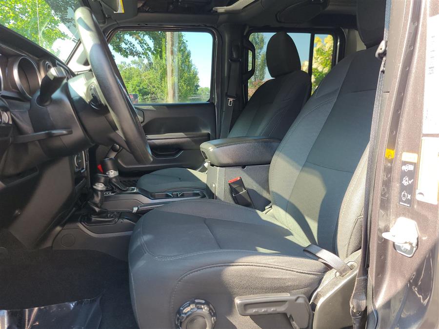2020 Jeep Gladiator Sport S 4x4, available for sale in Canton, Connecticut | Lava Motors. Canton, Connecticut 2020 Jeep Gladiator Sport S 4x4, available for sale in Canton, Connecticut | Lava Motors. Canton, Connecticut