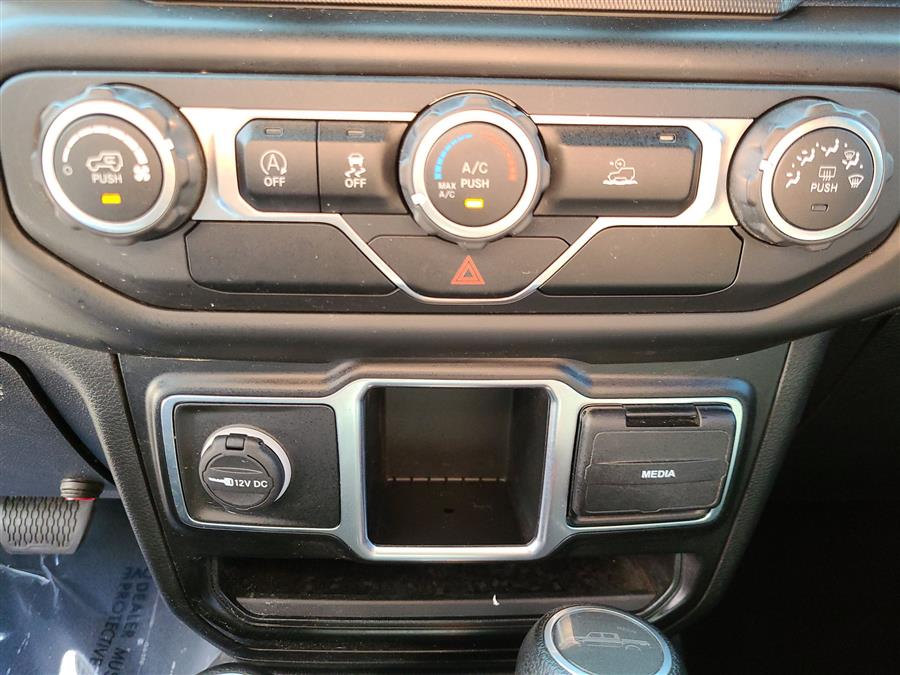 2020 Jeep Gladiator Sport S 4x4, available for sale in Canton, Connecticut | Lava Motors. Canton, Connecticut 2020 Jeep Gladiator Sport S 4x4, available for sale in Canton, Connecticut | Lava Motors. Canton, Connecticut