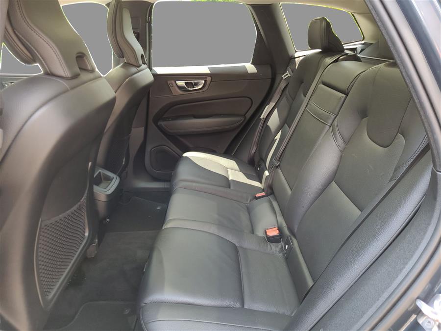 2019 Volvo XC60 T6 AWD Momentum, available for sale in Canton, Connecticut | Lava Motors. Canton, Connecticut 2019 Volvo XC60 T6 AWD Momentum, available for sale in Canton, Connecticut | Lava Motors. Canton, Connecticut