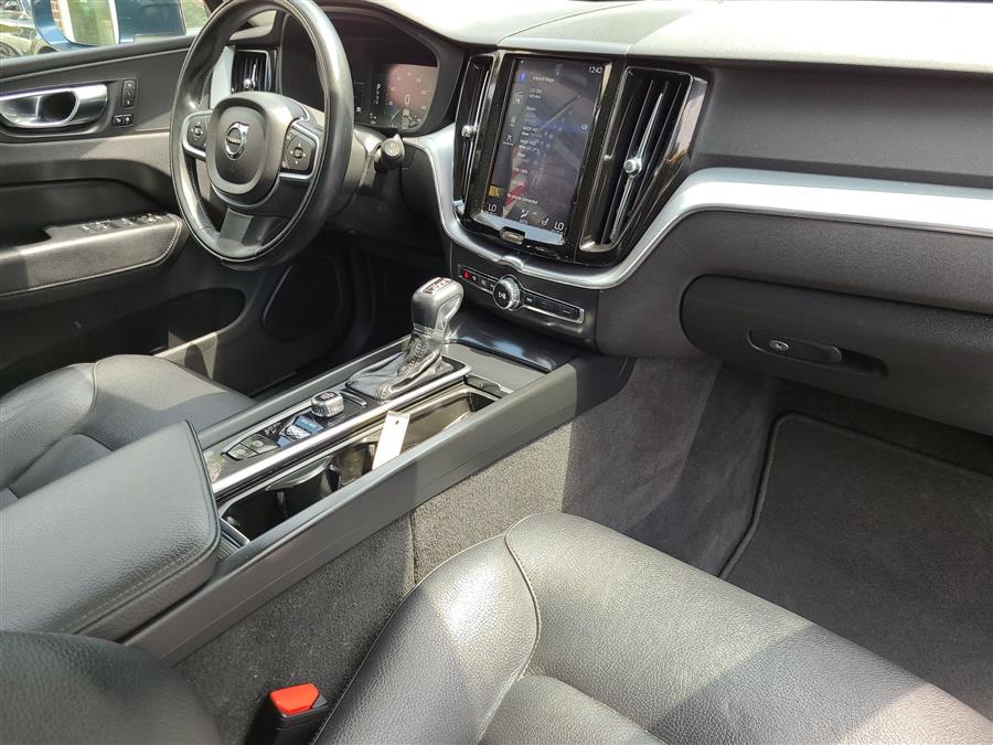 2019 Volvo XC60 T6 AWD Momentum, available for sale in Canton, Connecticut | Lava Motors. Canton, Connecticut 2019 Volvo XC60 T6 AWD Momentum, available for sale in Canton, Connecticut | Lava Motors. Canton, Connecticut