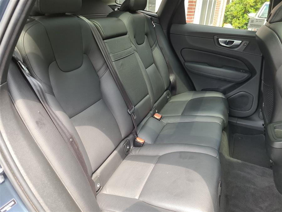 2019 Volvo XC60 T6 AWD Momentum, available for sale in Canton, Connecticut | Lava Motors. Canton, Connecticut 2019 Volvo XC60 T6 AWD Momentum, available for sale in Canton, Connecticut | Lava Motors. Canton, Connecticut