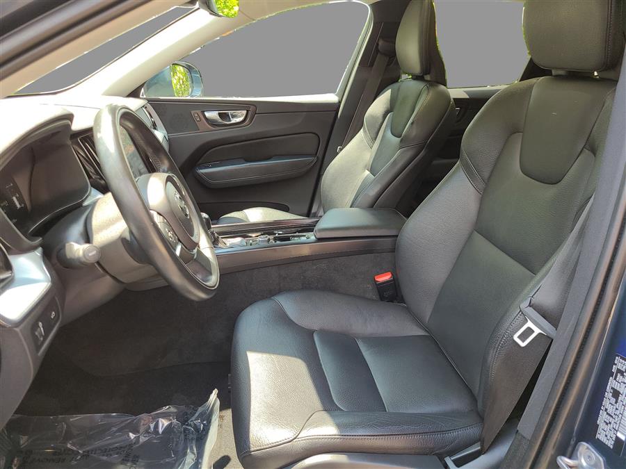 2019 Volvo XC60 T6 AWD Momentum, available for sale in Canton, Connecticut | Lava Motors. Canton, Connecticut 2019 Volvo XC60 T6 AWD Momentum, available for sale in Canton, Connecticut | Lava Motors. Canton, Connecticut