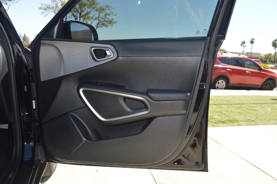 2022 Kia Soul LX IVT, available for sale in Moreno Valley, California | Fusion Motors Inc. Moreno Valley, California 2022 Kia Soul LX IVT, available for sale in Moreno Valley, California | Fusion Motors Inc. Moreno Valley, California
