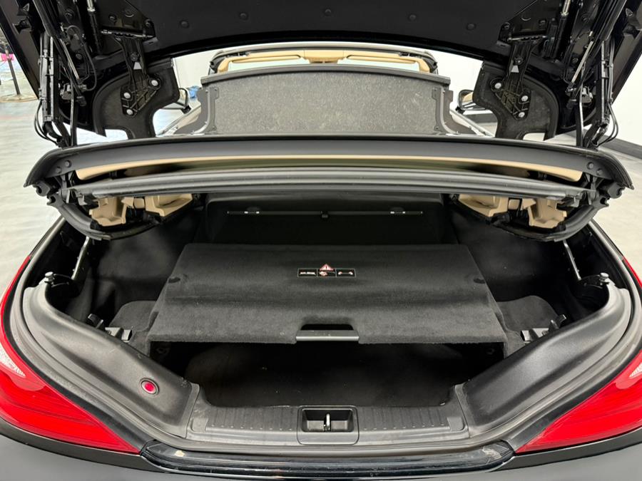 2013 Mercedes-Benz SL-Class 2dr Roadster SL550, available for sale in Elizabeth, New Jersey | M Auto Group. Elizabeth, New Jersey 2013 Mercedes-Benz SL-Class 2dr Roadster SL550, available for sale in Elizabeth, New Jersey | M Auto Group. Elizabeth, New Jersey