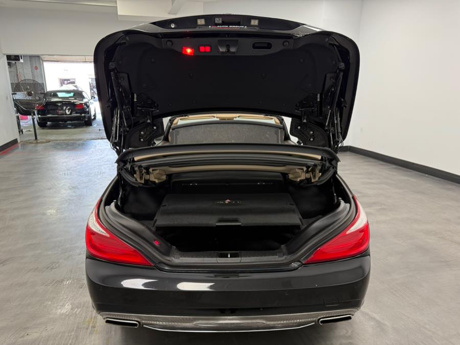 2013 Mercedes-Benz SL-Class 2dr Roadster SL550, available for sale in Elizabeth, New Jersey | M Auto Group. Elizabeth, New Jersey 2013 Mercedes-Benz SL-Class 2dr Roadster SL550, available for sale in Elizabeth, New Jersey | M Auto Group. Elizabeth, New Jersey