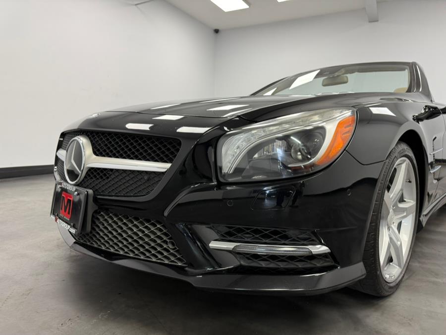 2013 Mercedes-Benz SL-Class 2dr Roadster SL550, available for sale in Elizabeth, New Jersey | M Auto Group. Elizabeth, New Jersey 2013 Mercedes-Benz SL-Class 2dr Roadster SL550, available for sale in Elizabeth, New Jersey | M Auto Group. Elizabeth, New Jersey