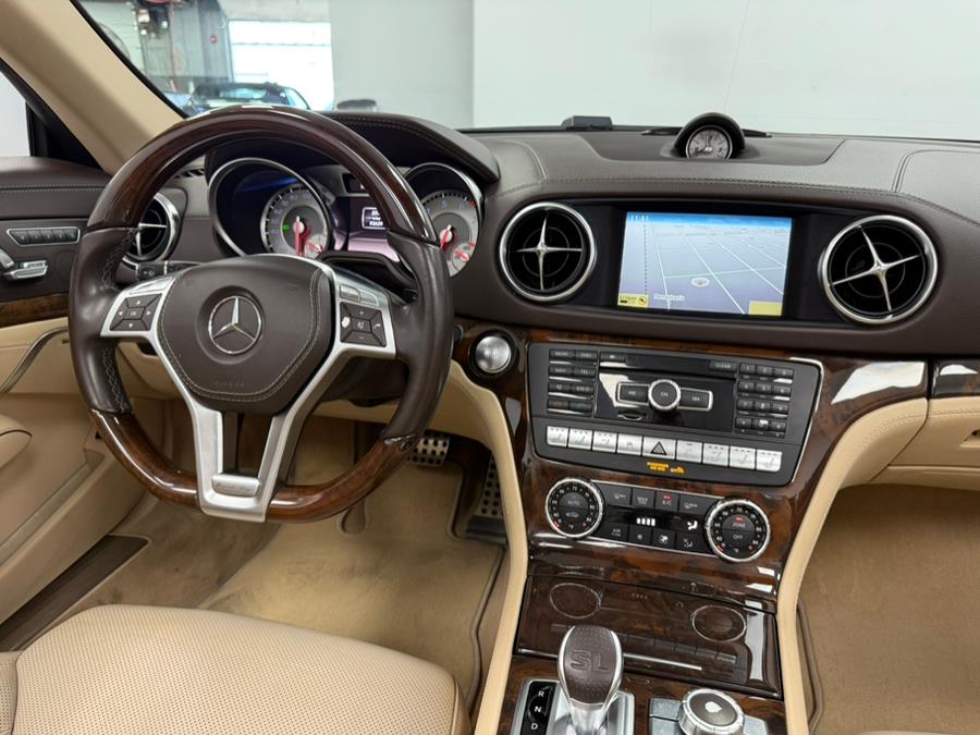 2013 Mercedes-Benz SL-Class 2dr Roadster SL550, available for sale in Elizabeth, New Jersey | M Auto Group. Elizabeth, New Jersey 2013 Mercedes-Benz SL-Class 2dr Roadster SL550, available for sale in Elizabeth, New Jersey | M Auto Group. Elizabeth, New Jersey