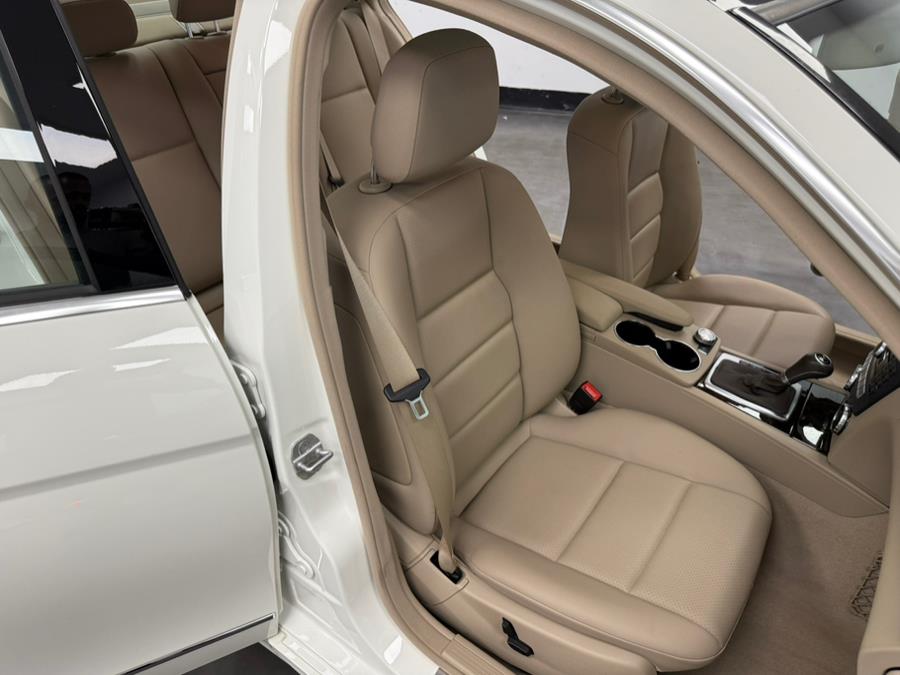 2012 Mercedes-Benz C-Class 4dr Sdn C300 Sport 4MATIC, available for sale in Elizabeth, New Jersey | M Auto Group. Elizabeth, New Jersey 2012 Mercedes-Benz C-Class 4dr Sdn C300 Sport 4MATIC, available for sale in Elizabeth, New Jersey | M Auto Group. Elizabeth, New Jersey