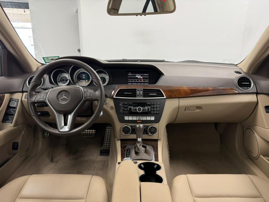2012 Mercedes-Benz C-Class 4dr Sdn C300 Sport 4MATIC, available for sale in Elizabeth, New Jersey | M Auto Group. Elizabeth, New Jersey 2012 Mercedes-Benz C-Class 4dr Sdn C300 Sport 4MATIC, available for sale in Elizabeth, New Jersey | M Auto Group. Elizabeth, New Jersey