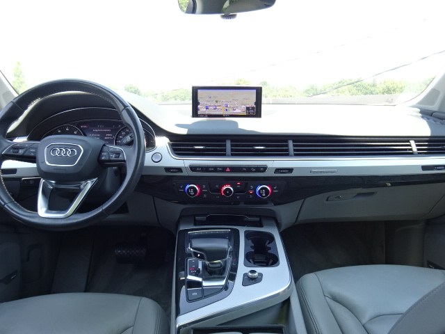2018 Audi Q7 2.0T Premium Plus quattro AWD, available for sale in Newton, Massachusetts | Cars of Boston. Newton, Massachusetts 2018 Audi Q7 2.0T Premium Plus quattro AWD, available for sale in Newton, Massachusetts | Cars of Boston. Newton, Massachusetts