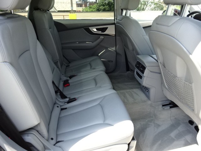 2018 Audi Q7 2.0T Premium Plus quattro AWD, available for sale in Newton, Massachusetts | Cars of Boston. Newton, Massachusetts 2018 Audi Q7 2.0T Premium Plus quattro AWD, available for sale in Newton, Massachusetts | Cars of Boston. Newton, Massachusetts