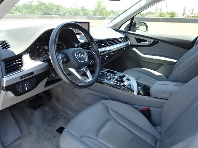 2018 Audi Q7 2.0T Premium Plus quattro AWD, available for sale in Newton, Massachusetts | Cars of Boston. Newton, Massachusetts 2018 Audi Q7 2.0T Premium Plus quattro AWD, available for sale in Newton, Massachusetts | Cars of Boston. Newton, Massachusetts